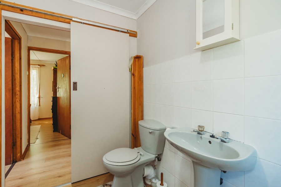 3 Bedroom Property for Sale in Denneoord Western Cape